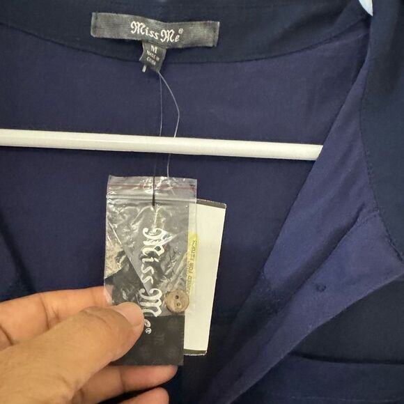 NWT Miss Me Tunic Button Up Chiffon Side Slit - size M - Picture 3 of 4